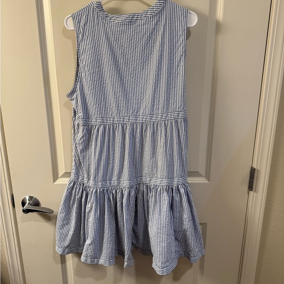Women's Vineyard Vines Blue & White
Seersucker Harbor Dress Size Large - Picture 3 of 3